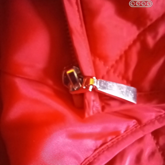 Red Ski Jacket Vest - Picture 10 of 16